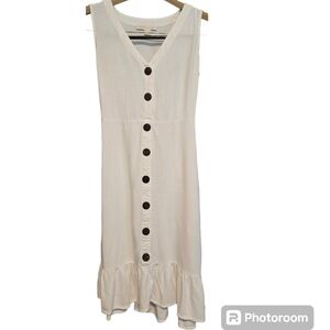 Monteau Los Angeles white sleeveless dress with tortoiseshell buttons. M. EUC.